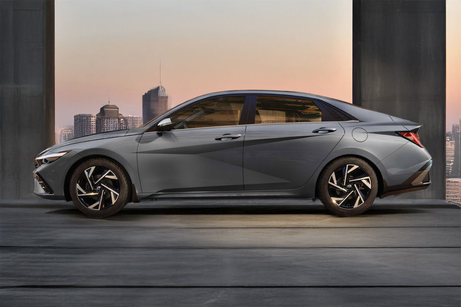 Hyundai Elantra — תמונה 4